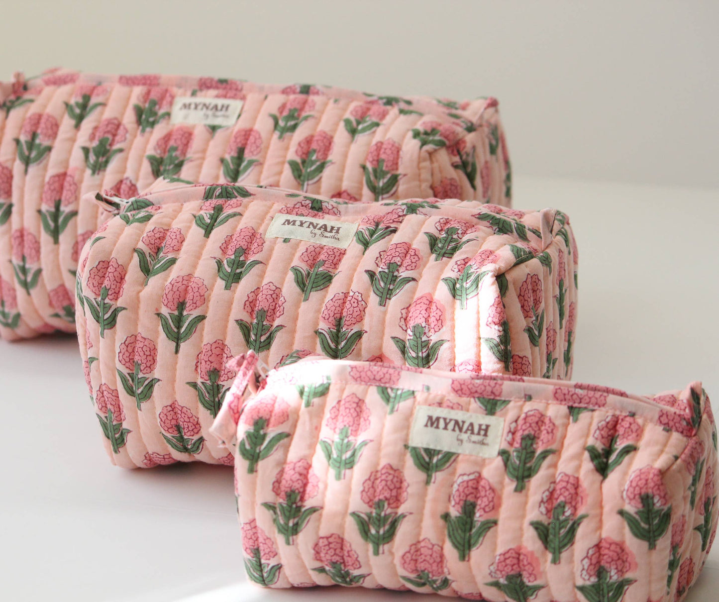 Mynah hand print travel/makeup/organizer/quilted/bag-3 set