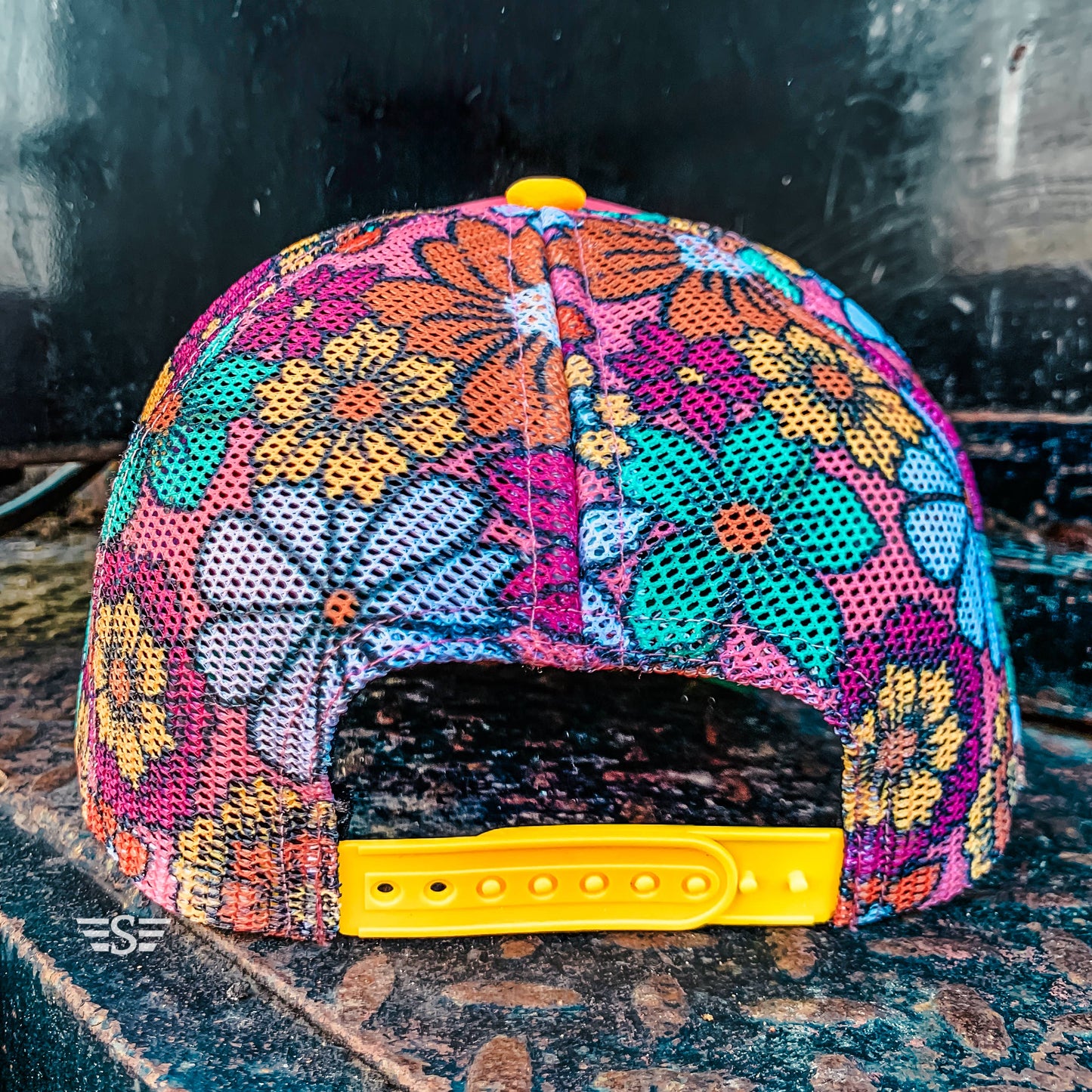 YOUTH Floral Printed Mesh Trucker Cap