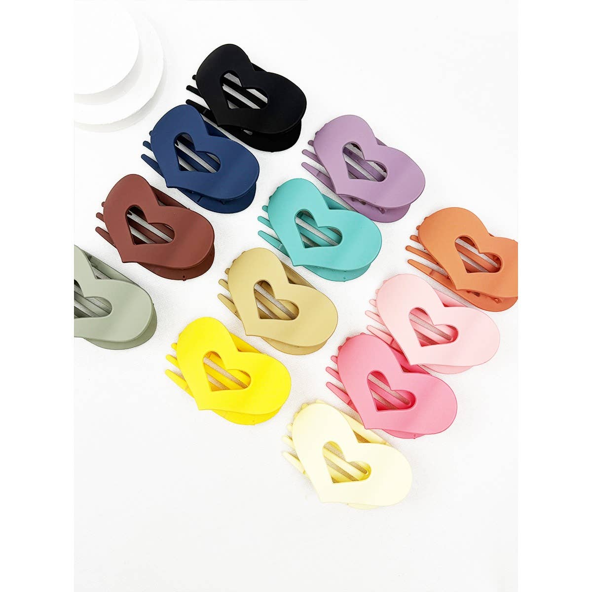 Matte Jumbo Cut Out Rectangle Hair Claw