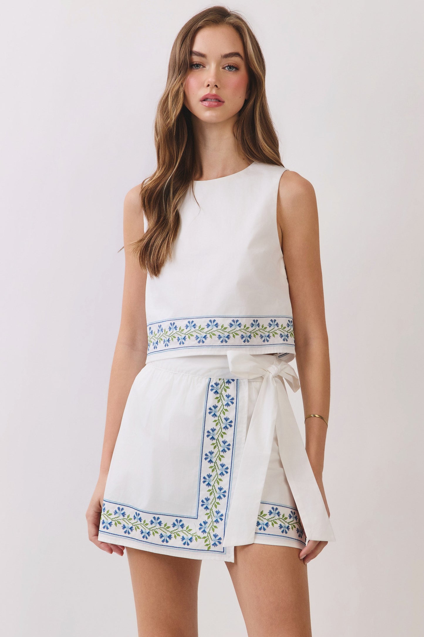 Floral Embroidered Hem Sleeveless Crop Set