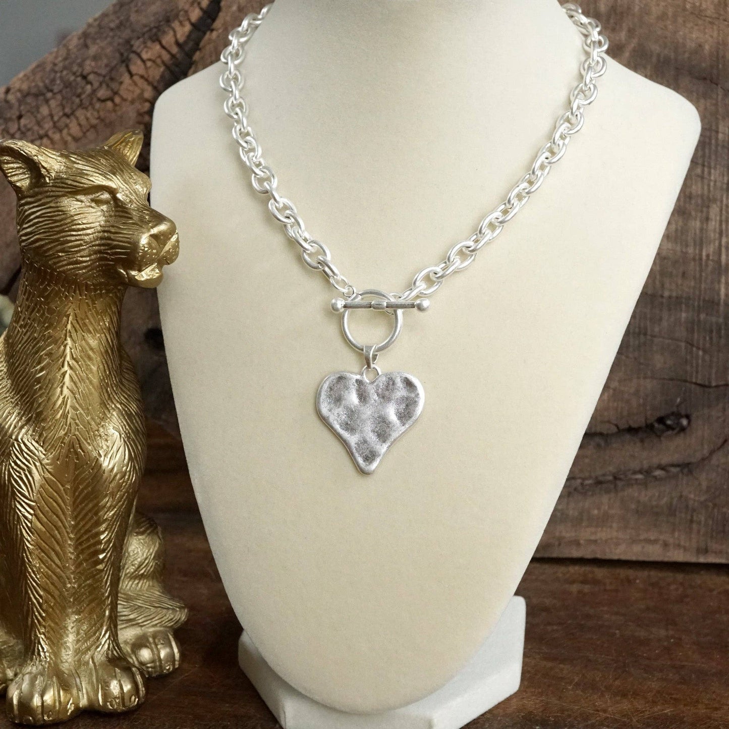 Boho Hammered Heart Front Toggle Necklace – Rustic Gold or Silver