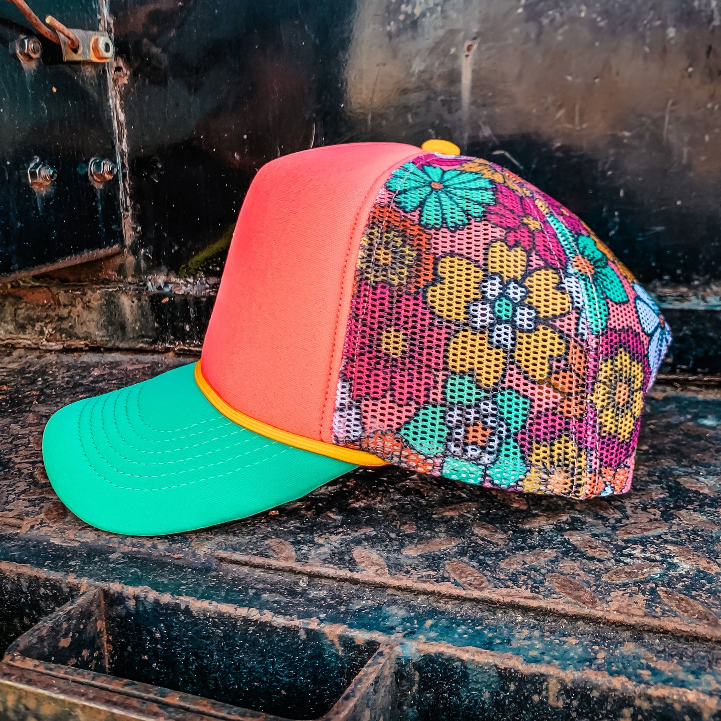 YOUTH Floral Printed Mesh Trucker Cap