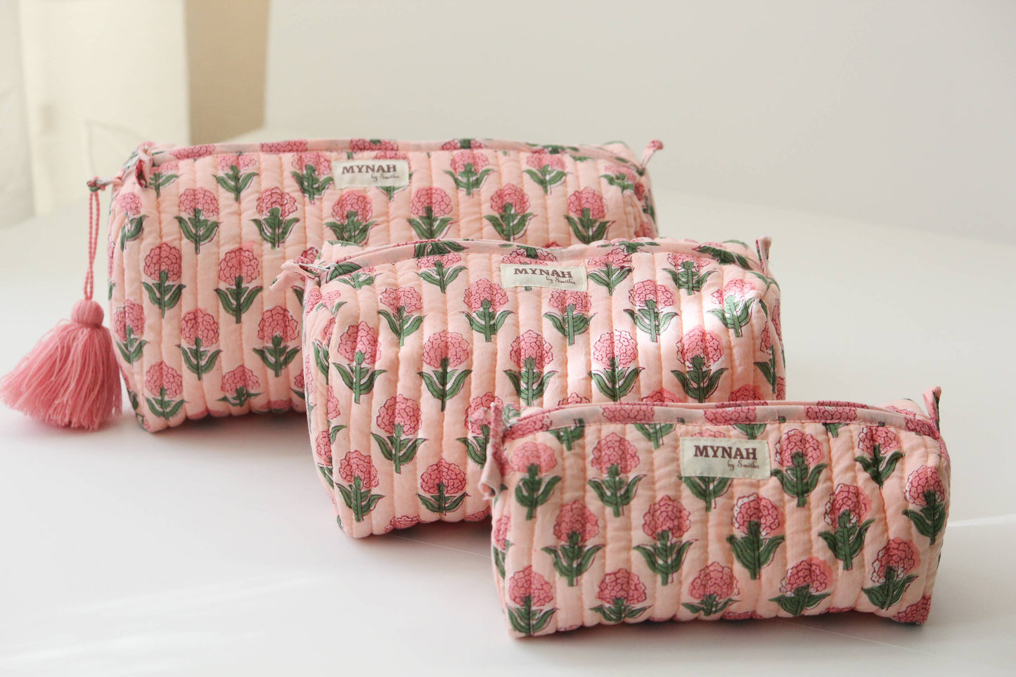 Mynah hand print travel/makeup/organizer/quilted/bag-3 set