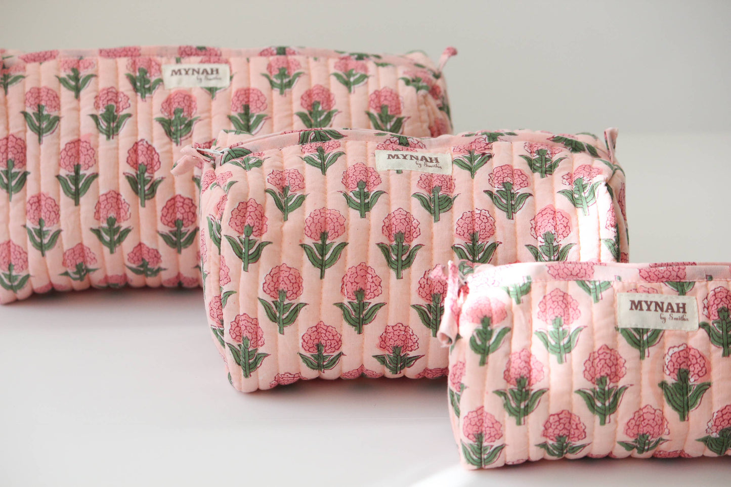 Mynah hand print travel/makeup/organizer/quilted/bag-3 set