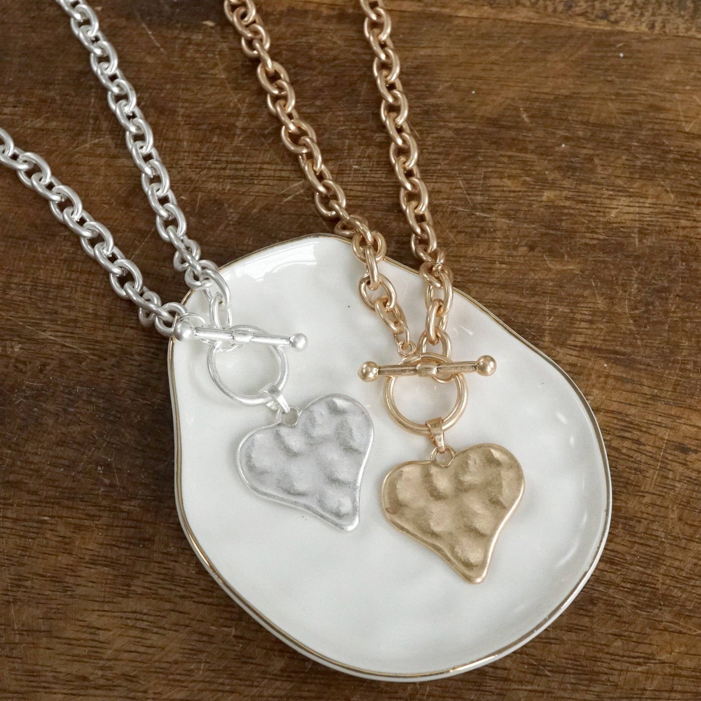 Boho Hammered Heart Front Toggle Necklace – Rustic Gold or Silver
